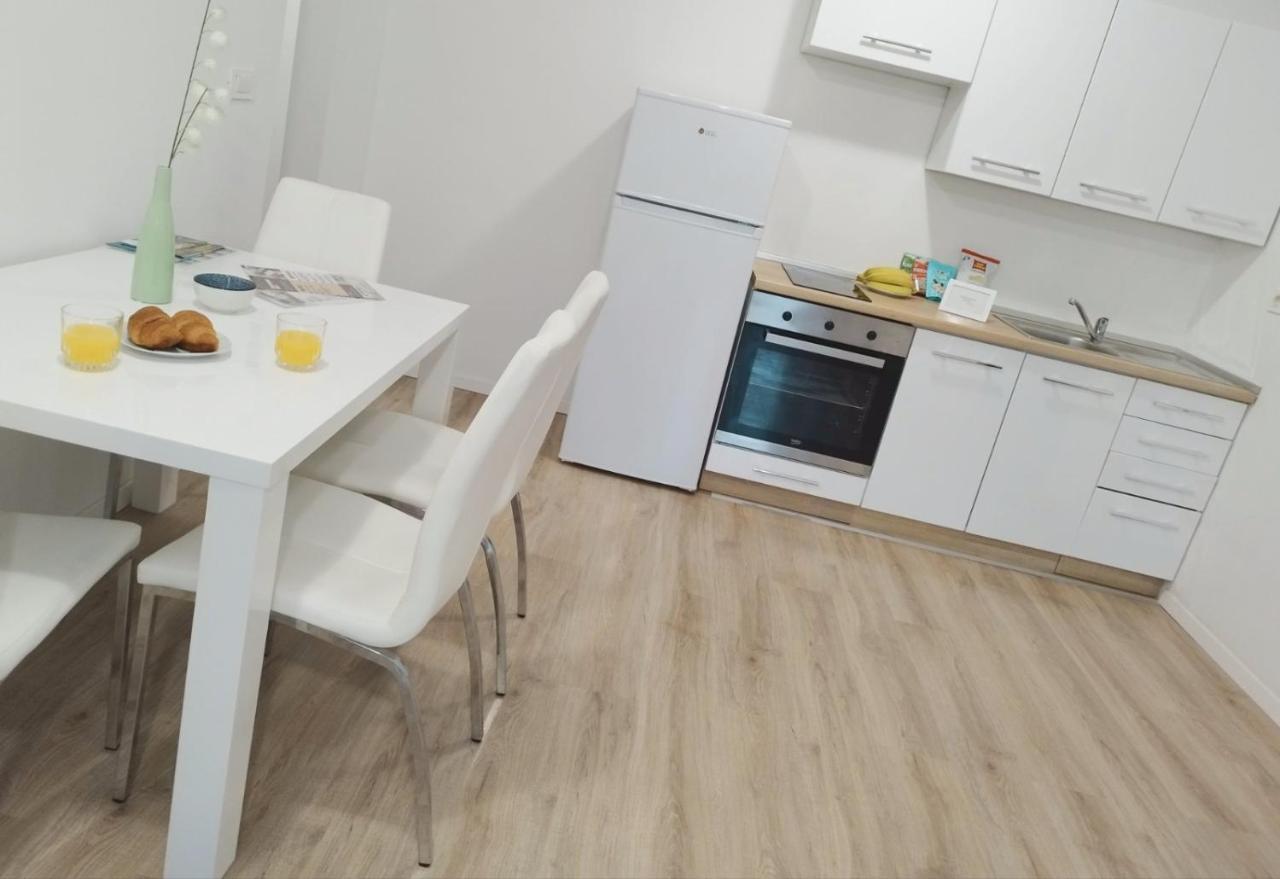 Apartment Sanya #3 Ljubljana Kültér fotó