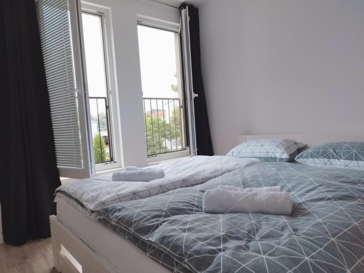 Apartment Sanya #3 Ljubljana Kültér fotó
